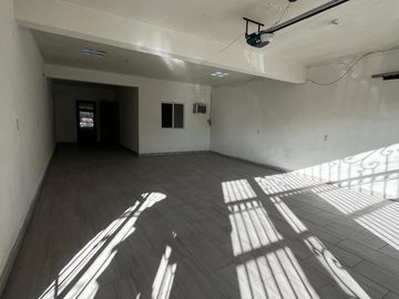 Casa en venta en Lomas de San Miguel - 4 recámaras, oficina y terraza