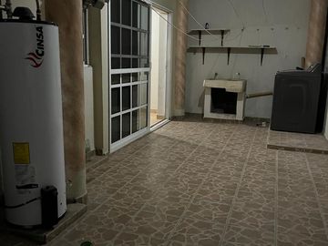 Casa en venta en Lomas de San Miguel - 4 recámaras, oficina y terraza