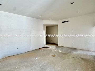 Casa en Venta Fraccionamientos valle escondido $ 9,000,000.