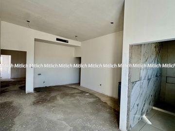 Casa en Venta Fraccionamientos valle escondido $ 9,000,000.