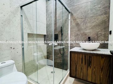 Casa en Venta Fraccionamiento Denali Rejon  $ 4,200,000.