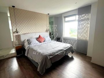 DEPARTAMENTO EN TORRE CUMBRES, JUNTO AL TEC DE MONTERREY, 2 REC, 3 ESTACIONAMIENTOS, 3.5 BAÑOS