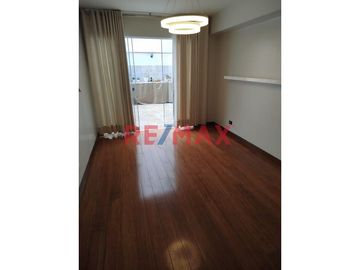 Se Vende Departamento En Miraflores - 1Er Piso