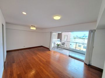 Venta de departamento + Cochera + Depósito en Miraflores limite con San Isidro