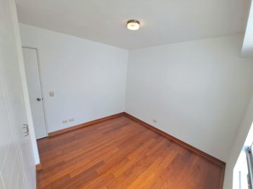 Venta de departamento + Cochera + Depósito en Miraflores limite con San Isidro