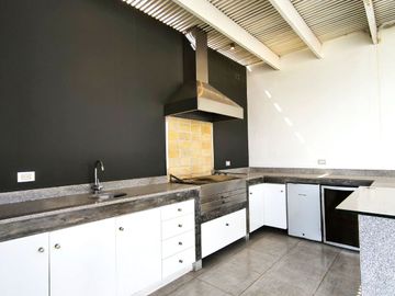 Vendo Hermoso Triplex En Cerros De Camacho, Surco