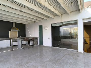 Vendo Hermoso Triplex En Cerros De Camacho, Surco