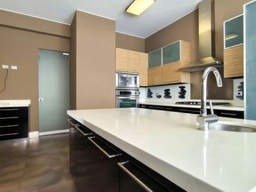 Vendo Hermoso Triplex En Cerros De Camacho, Surco