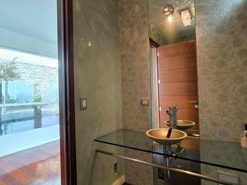 Vendo Hermoso Triplex En Cerros De Camacho, Surco