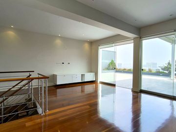 Vendo Hermoso Triplex En Cerros De Camacho, Surco