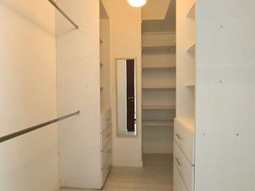 Vendo Hermoso Triplex En Cerros De Camacho, Surco