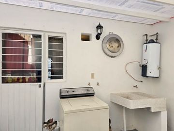 Se vende casa por el auditorio Telmex