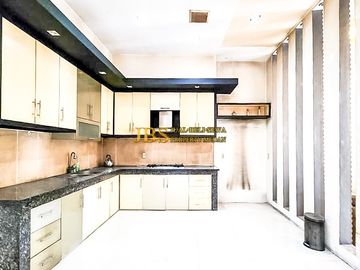 Dijual Villa Kondisi Siap Huni Komplek Cemara Asri Jalan Orchid
