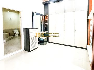 Dijual Villa Kondisi Siap Huni Komplek Cemara Asri Jalan Orchid