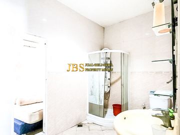 Dijual Villa Kondisi Siap Huni Komplek Cemara Asri Jalan Orchid