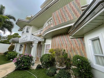 Vibrant 2 Storey House, Ridgewood Heights, Alfonso,Cavite