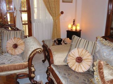 For Sale: Fully Furnished Mediterranean House at Amadeo Tagaytay