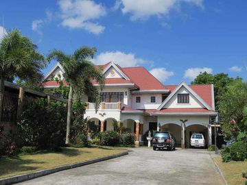 For Sale: Fully Furnished Mediterranean House at Amadeo Tagaytay