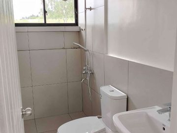 READY FOR OCCUPANCY & PRESELLING SINGLE DETACHED HOUSE & LOT IN VISTA GRANDE TALISAY