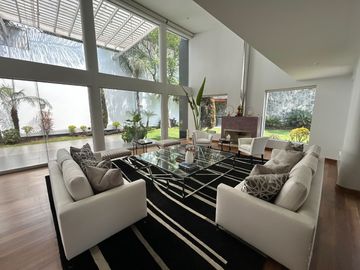 MODERNA CASA EN EXCLUSIVO CONDOMINIO, LA PLANICIE, 2DA ETAPA