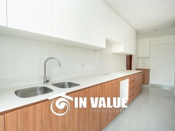 VENTA DPTO ESTRENO EN CHACARILLA / BALCÓN