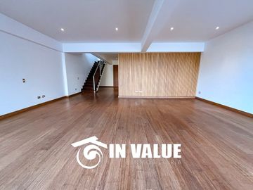 VENTA DÚPLEX ESTRENO / 4 HABITACIONES / PISCINA