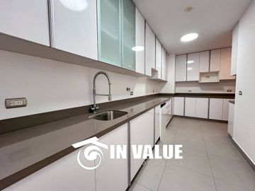 VENTA DÚPLEX ESTRENO / 4 HABITACIONES / PISCINA