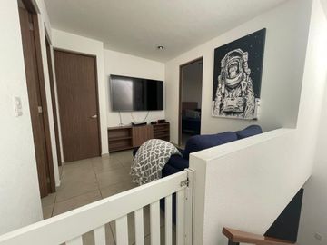 EXCENTE CASA EN VENTA A 30 MINUTOS DE SANTA FE RAPIDOS ACCESO A BOULEVARD AEROPUERTO Y PASEO TOLLOCAN