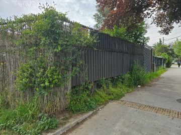 CASA EN VENTA EN CELERINO PEREIRA, METRO PRINCIPE DE GALES, ÑUÑOA