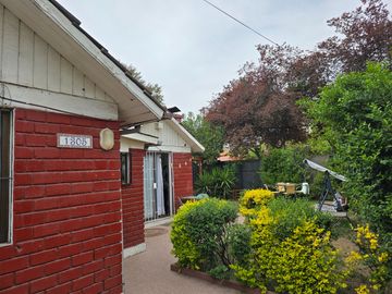 CASA EN VENTA EN CELERINO PEREIRA, METRO PRINCIPE DE GALES, ÑUÑOA
