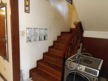 Se Vende Hermosa Y Acogedora Casa De 3 Pisos + Azotea