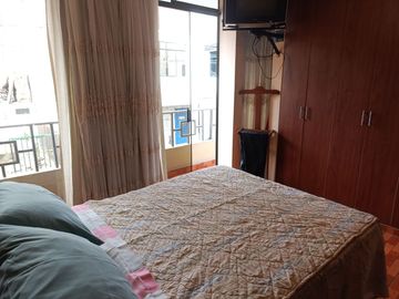 Se Vende Hermosa Y Acogedora Casa De 3 Pisos + Azotea