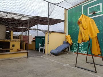 Se Vende Hermosa Y Acogedora Casa De 3 Pisos + Azotea