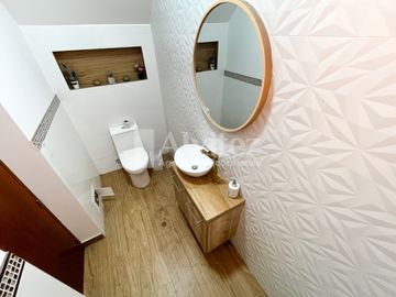 VENDO DUPLEX MODERNO EN LA MOLINA