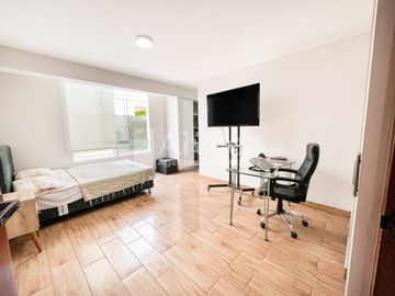 VENDO DUPLEX MODERNO EN LA MOLINA