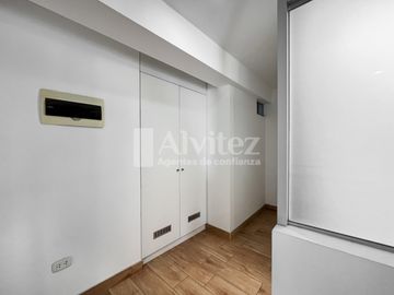VENDO DUPLEX MODERNO EN LA MOLINA