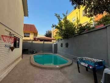 Hermosa Casa En Providencia Cercana Al Parque Inés De Suárez