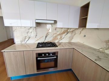 Surco CHACARILLA – DUPLEX Penthouse de 3dorm + Cocina Equipada + Terraza con Jardín + Balcón