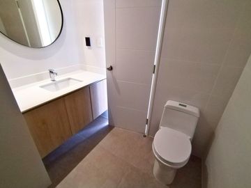 Surco CHACARILLA – DUPLEX Penthouse de 3dorm + Cocina Equipada + Terraza con Jardín + Balcón