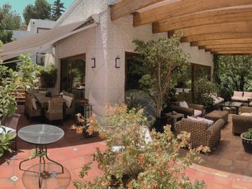 Casa en venta estilo mediterráneo en La Dehesa