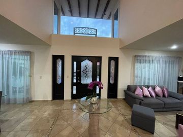 Casa sola en Venta en Ocotepec, Morelos 🌿