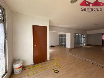 🏡💥 ¡AMPLIA Y EXCELENTE PROPIEDAD EN VENTA! 💥🏡 📍 UBICADA EN APIZACO, TLAXCALA – ZONA ALTAMENTE COMERCIAL