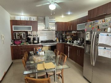 Residencia 5 Recamaras Privada Pedregal Fase 1 San Luis Potosi