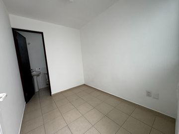 Casa en Venta en Horizontes 2 con Amplio patio.