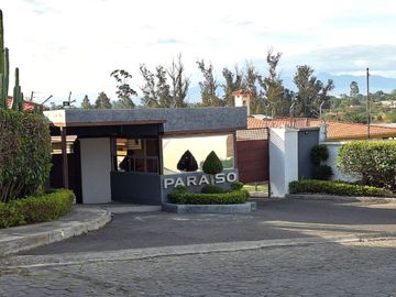 Casa 506 m2. + Terreno 1.926 m2. Sector Buena Esperanza, Tumbaco