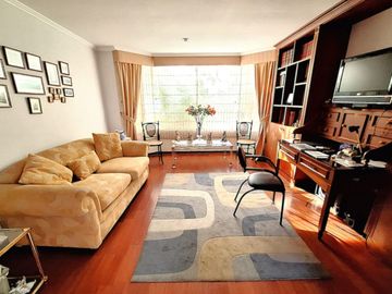 Casa 506 m2. + Terreno 1.926 m2. Sector Buena Esperanza, Tumbaco