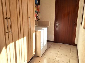 Casa 506 m2. + Terreno 1.926 m2. Sector Buena Esperanza, Tumbaco