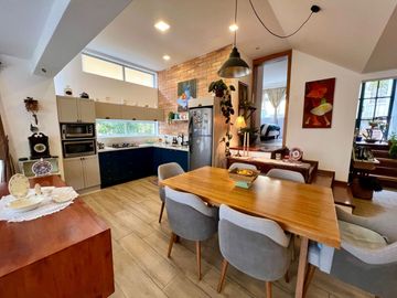En Venta Casa Rentera en Azogues en la Avenida 16 de Abril