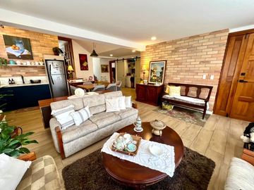 En Venta Casa Rentera en Azogues en la Avenida 16 de Abril