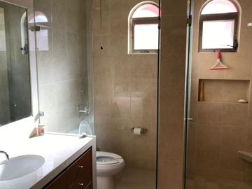 Casa con jardín y alberca privada, en venta, Montecristo, Mérida
